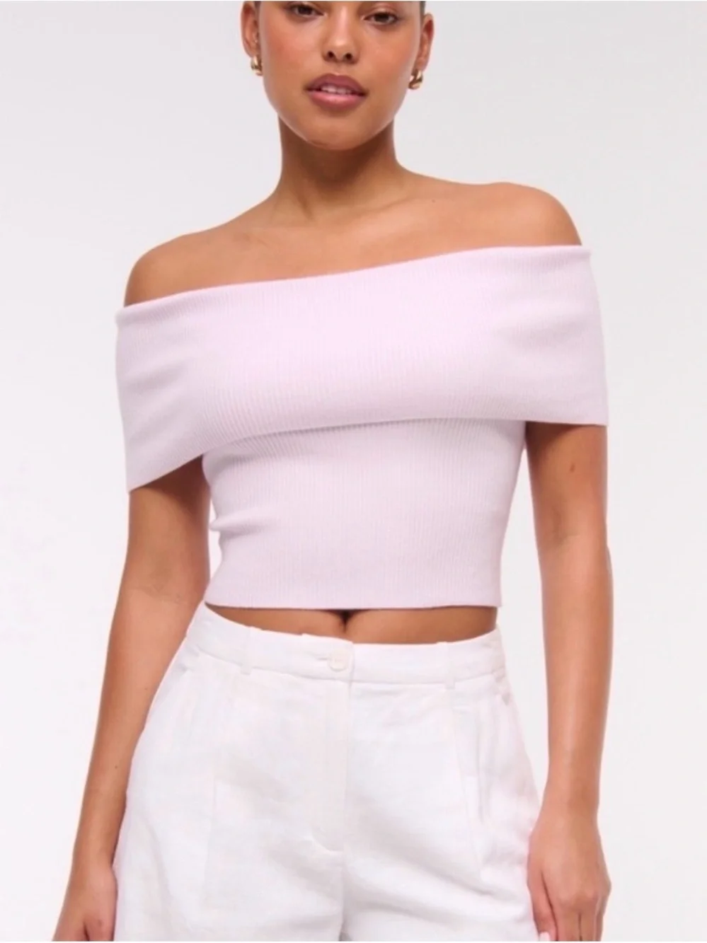 Abercrombie and Fitch Off-Shoulder Ribbed Crop Top in Light Pink